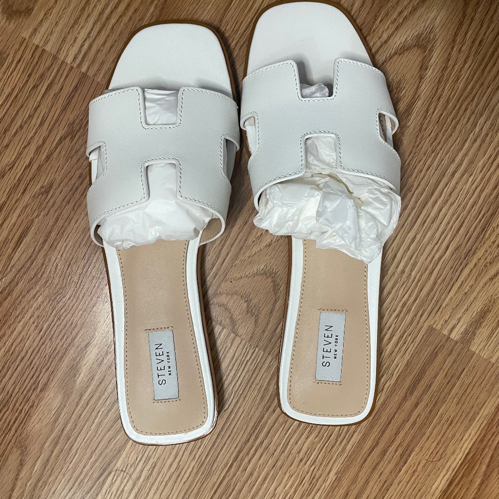 STEVE MADDEN SANDALS